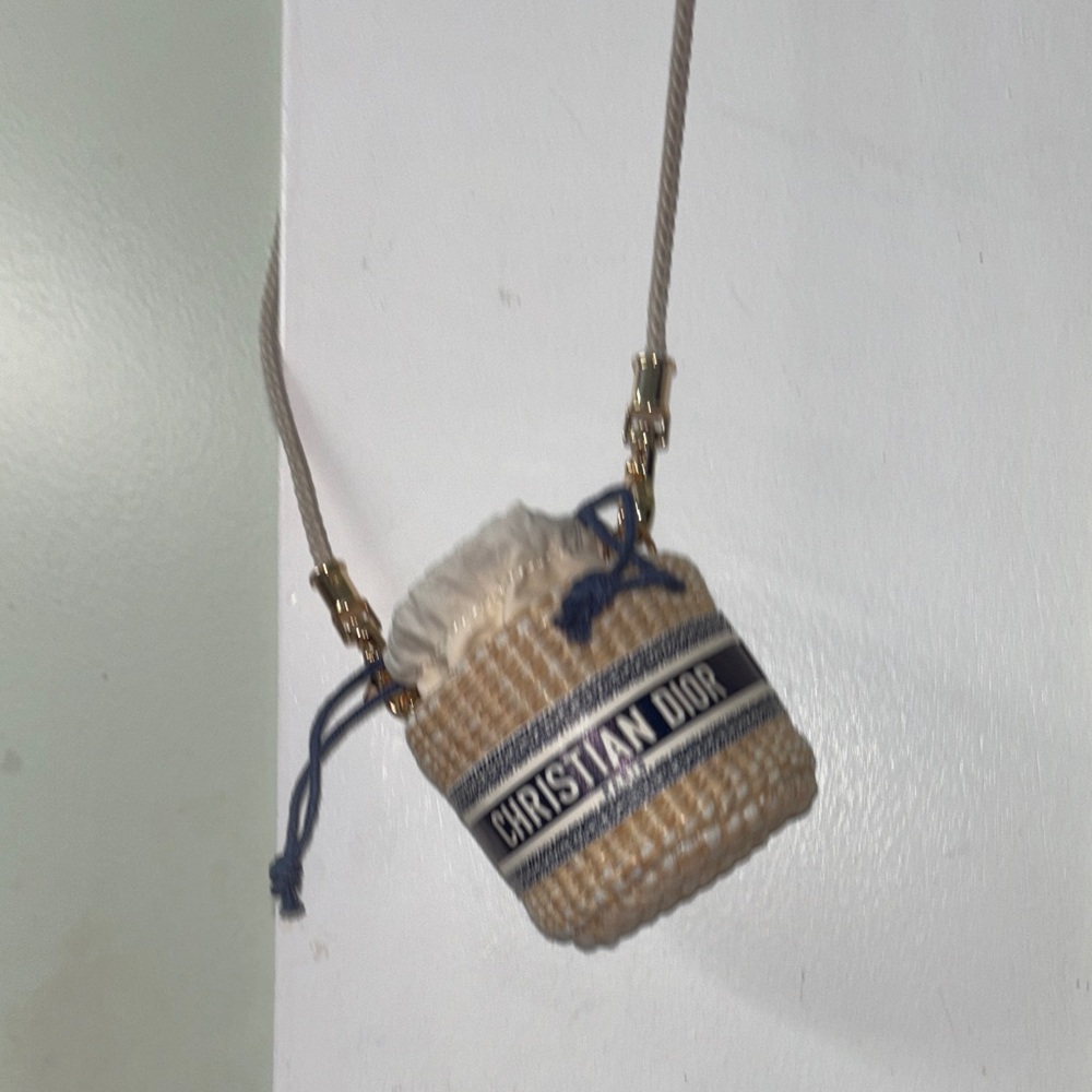 Dior Beige and Blue Woven Bag - Picture 3 of 5